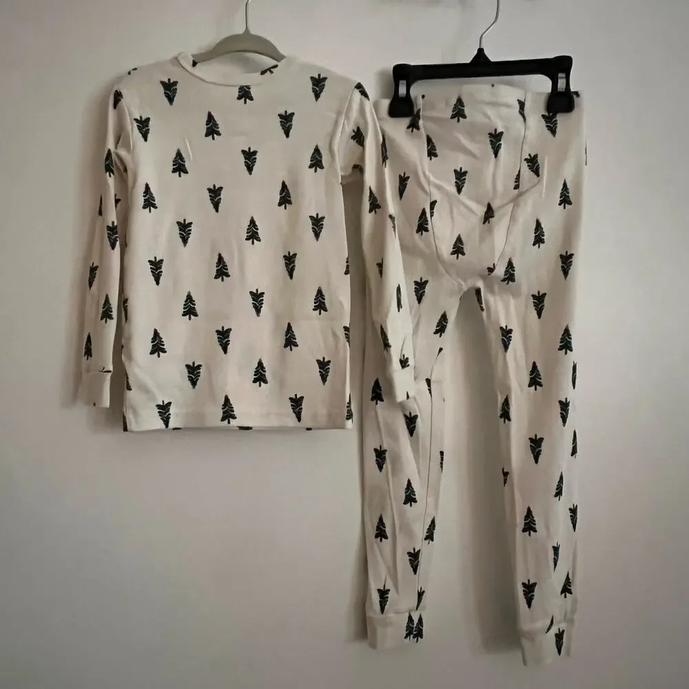 Gap organic holiday tree pajamas